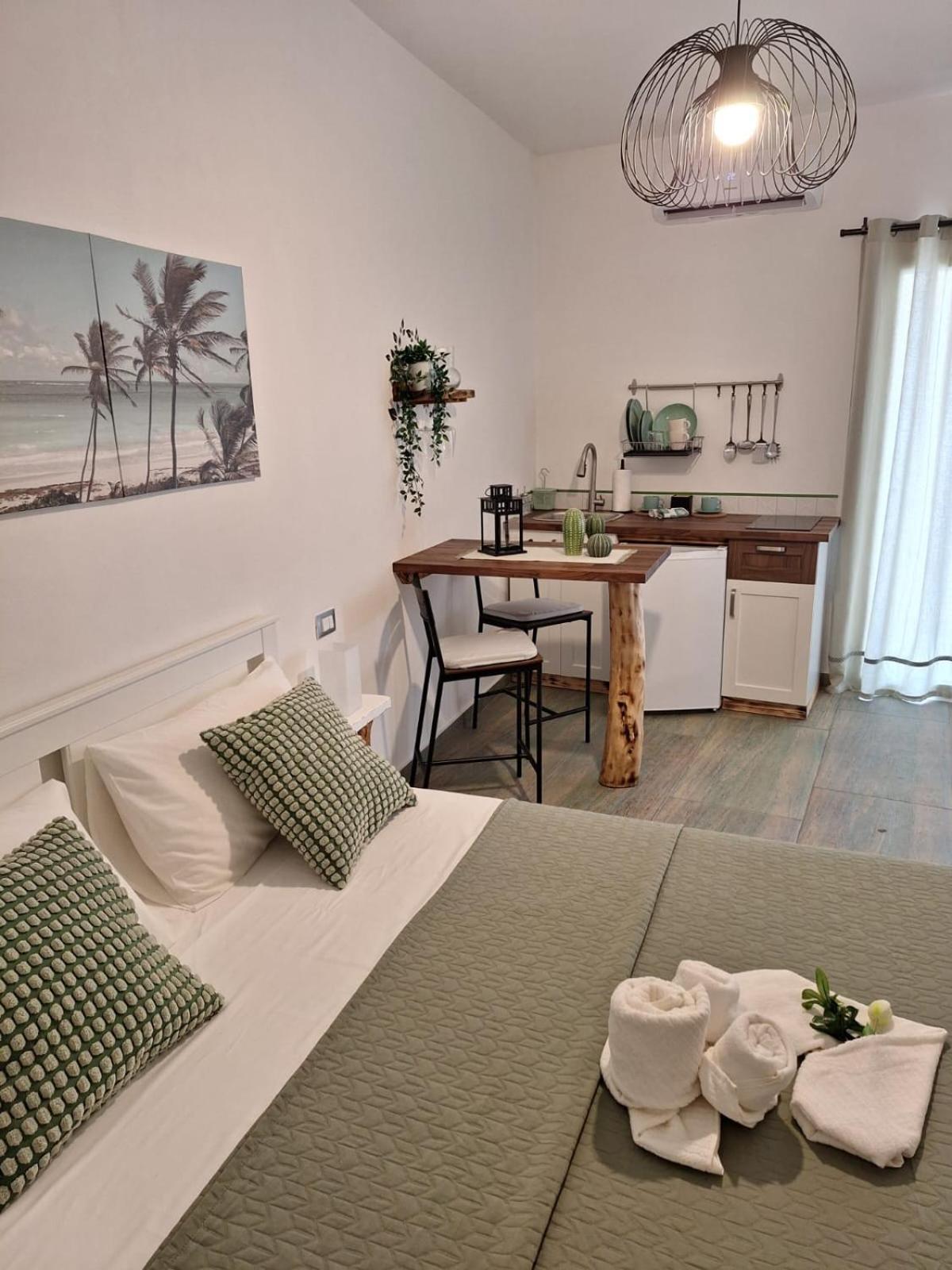 Casa Vacanze Green House Terrasini Eksteriør billede